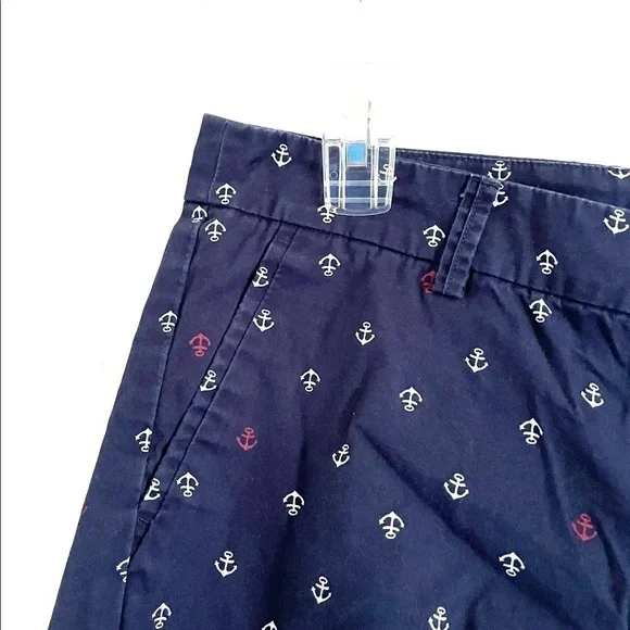 UNIQLO Mini Shorts 8 Anchor Print Navy Blue Red White Nautical Boat Vacation - Picture 2 of 3